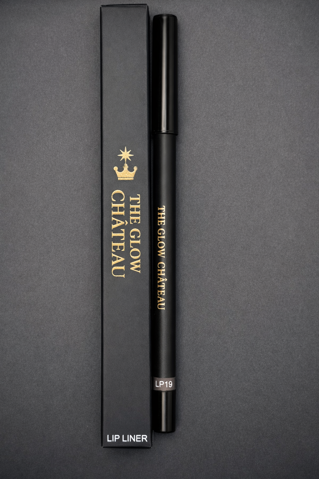 Royal & Rich Lip Liner