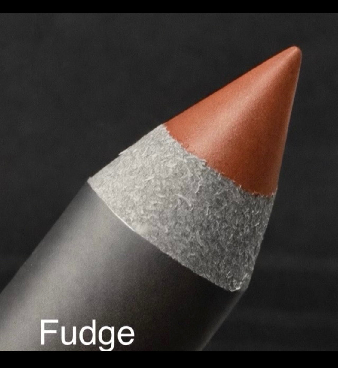 Royal & Rich Lip Liner
