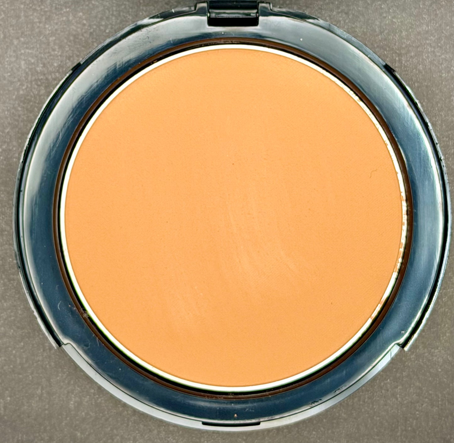 Silk-E Pressed Powder