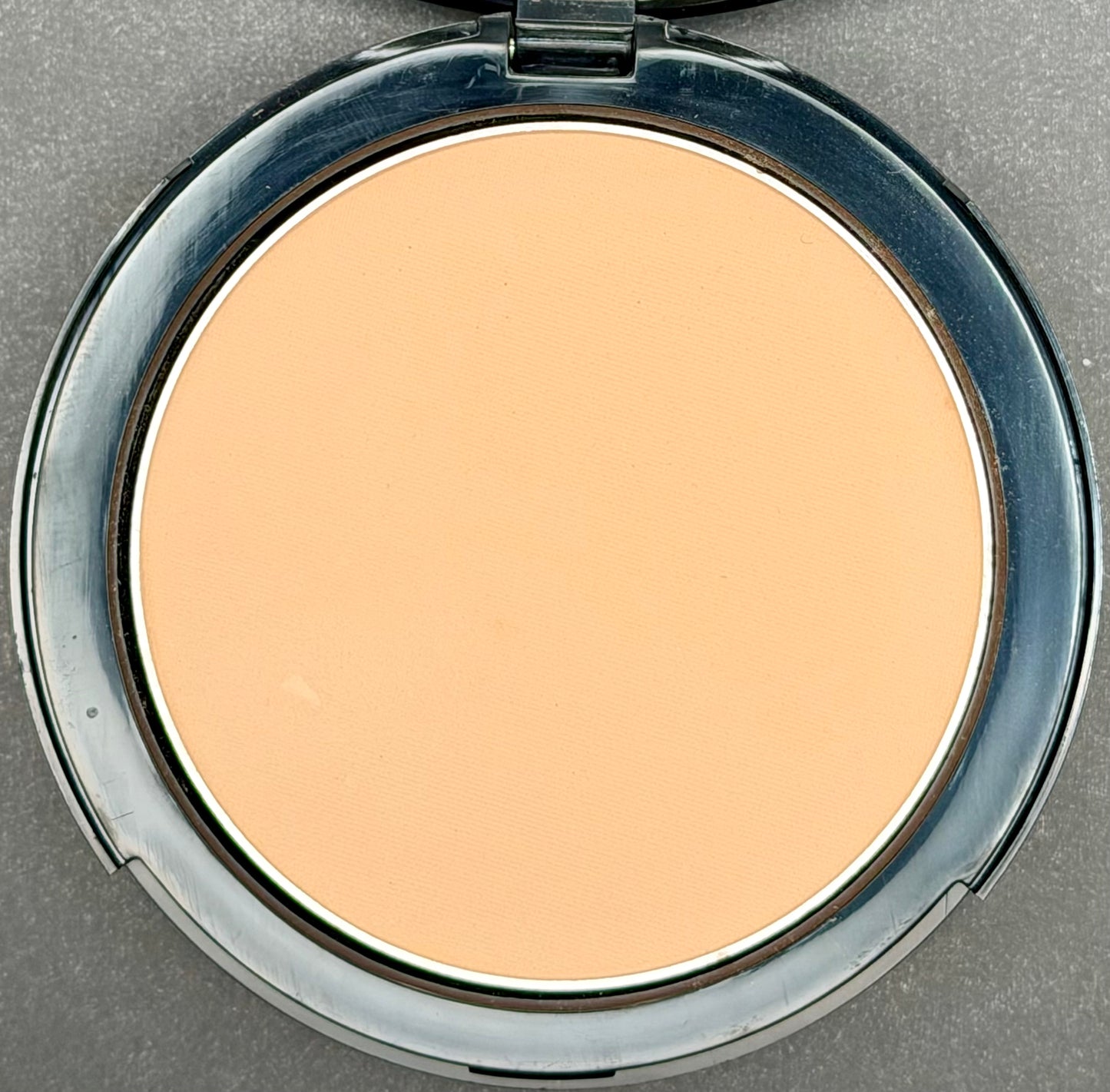 Silk-E Pressed Powder