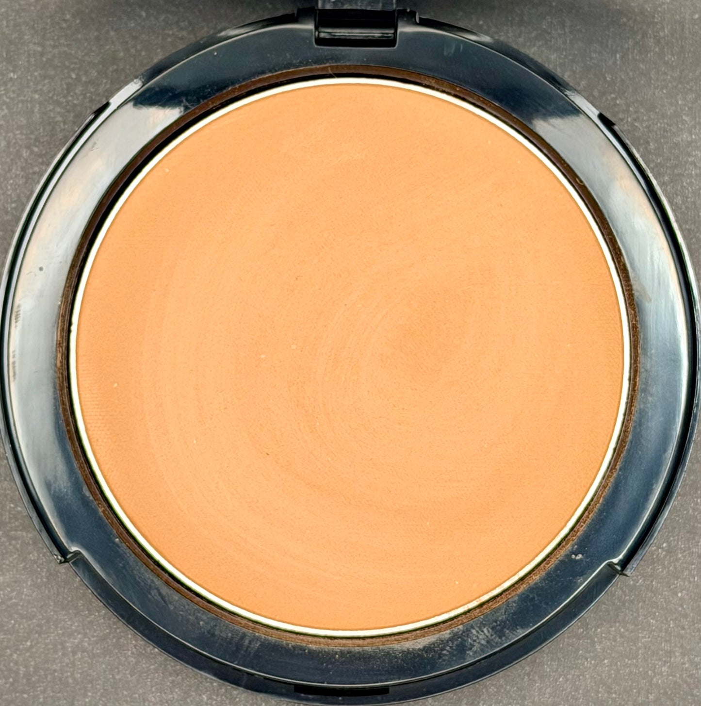 Silk-E Pressed Powder