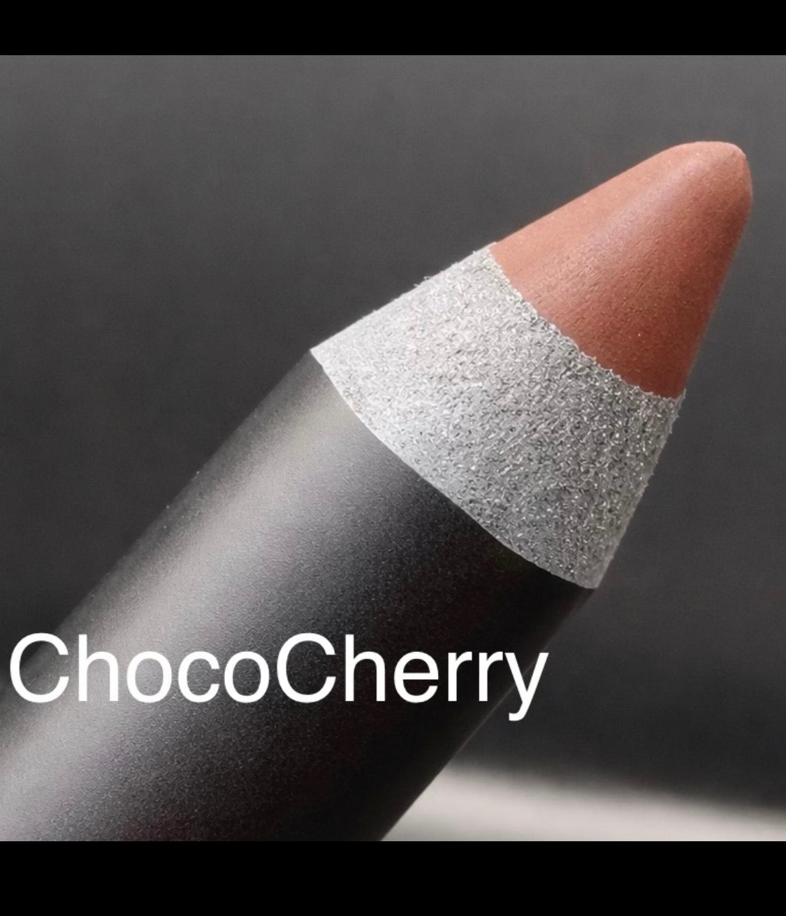 Royal & Rich Lip Liner